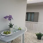 Dimitras Apartman Hriszí Aktí Haniá
