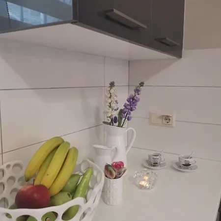 Dimitras Apartman Hriszí Aktí Haniá